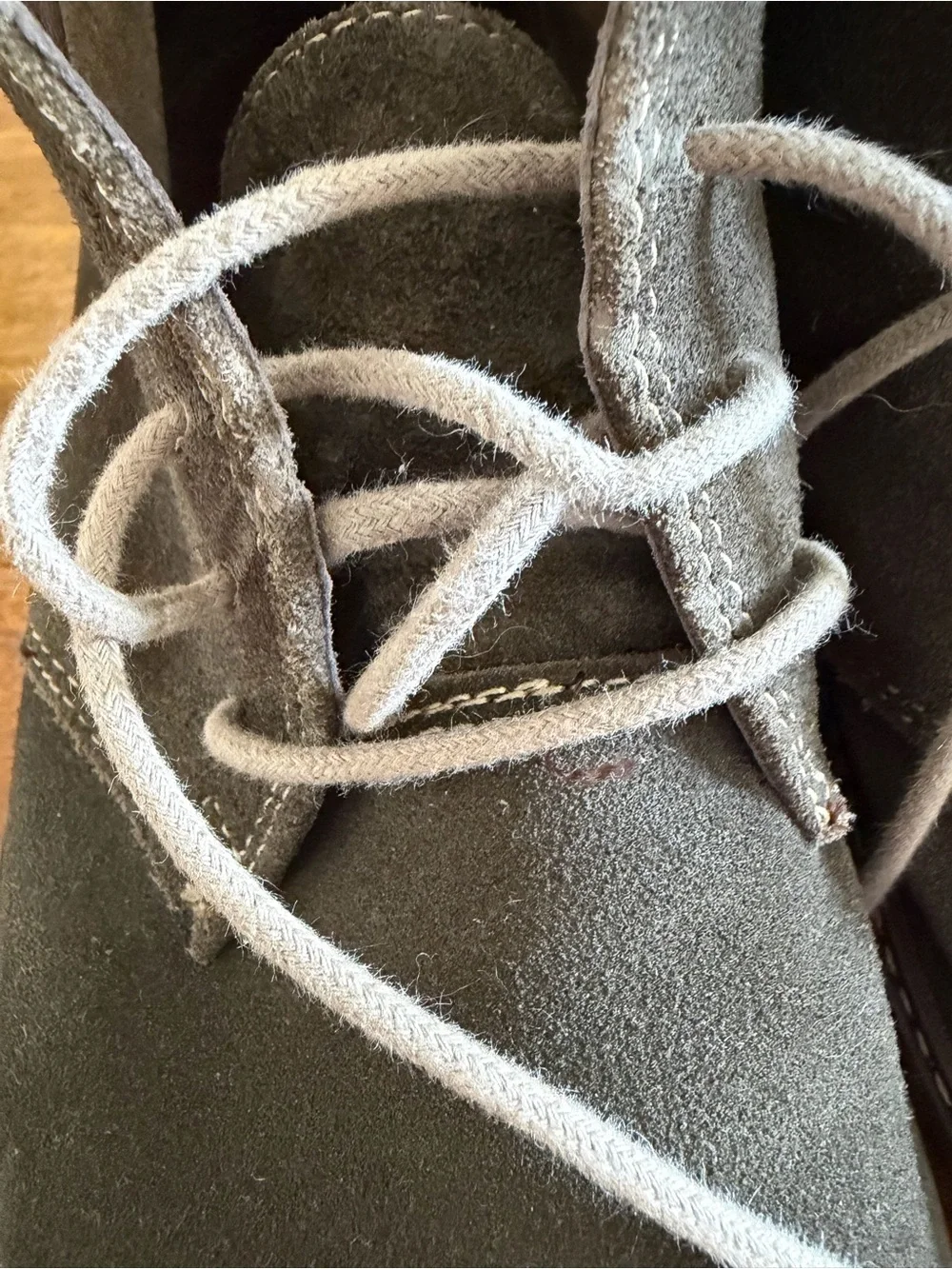 Men's Johnston & Murphy Taupe Suede Chukka Boots